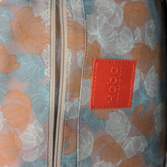 Vintage Hobo brand black leather shoulder bag - Picture 6 of 7